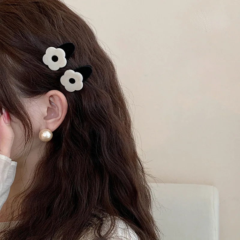 

Flocked Flower Bangs Hair Clip Headwear Women Cute Barrettes Hairgrip Braided Fashion Hairpins Hair Accessories Sweet Styling