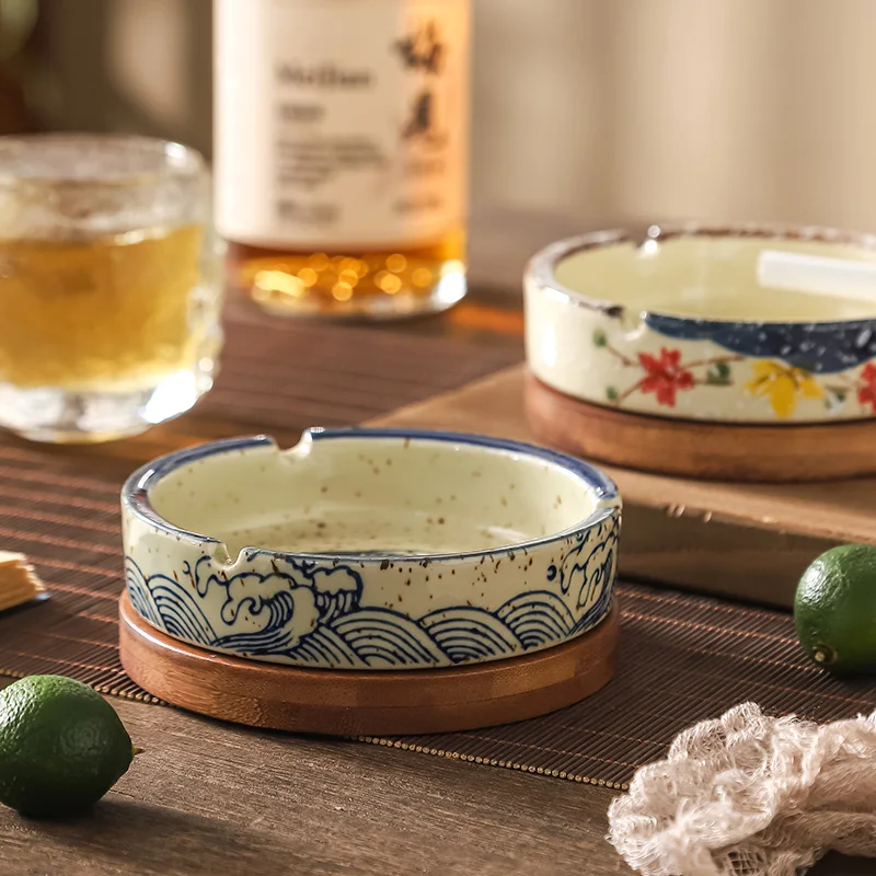Japanese Retro Round Ashtray Ceramic Ashtray Fly-proof with Cover Desktop Porch Home Decoration Storage Ornaments