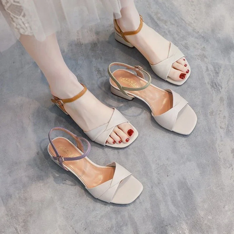 Women's sandals with wide heel for office work, open at the front, with a medium chunky heel, women's shoes made of green leather