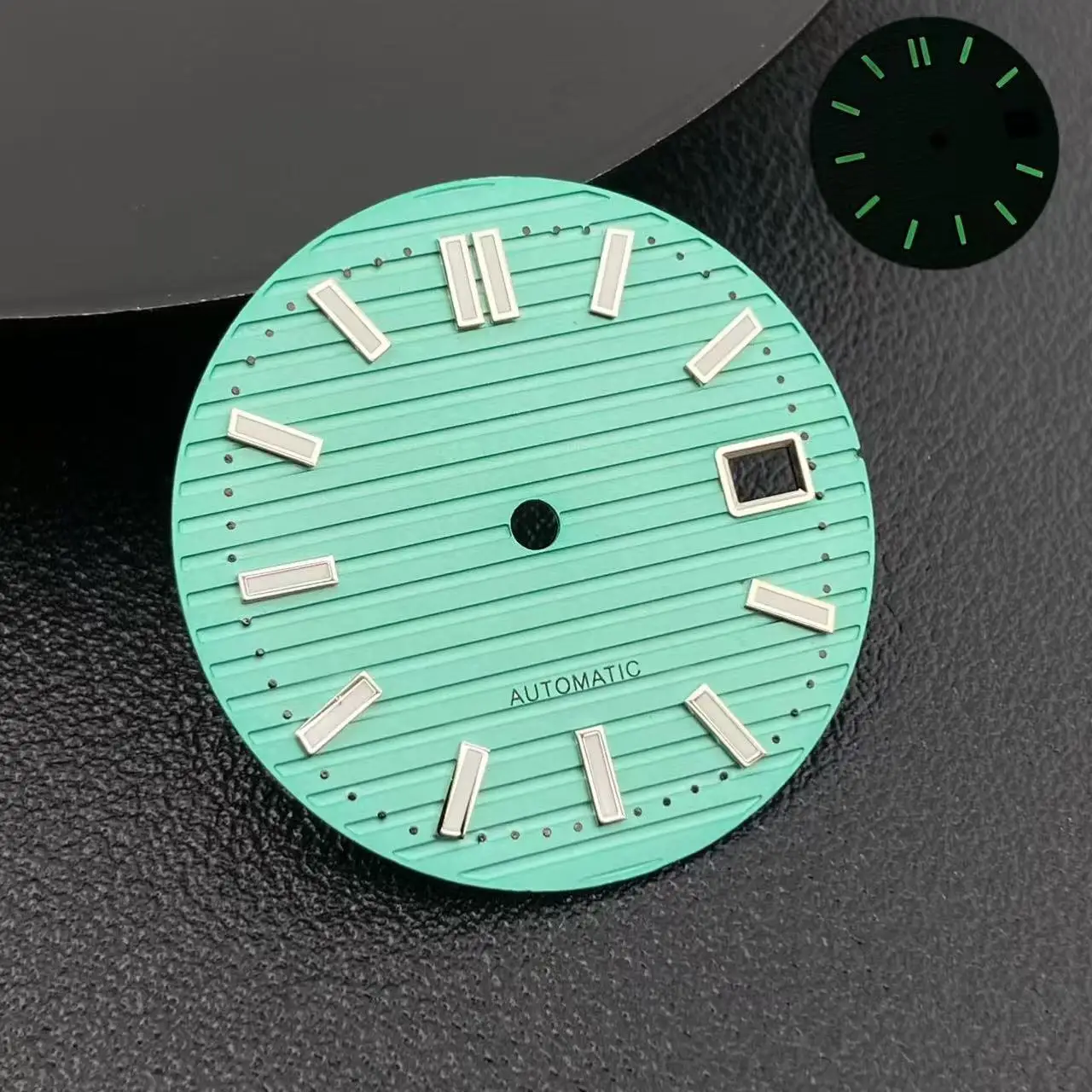 High-Quality 30.2mm Green Luminous Watch Dial with Nautilus Design