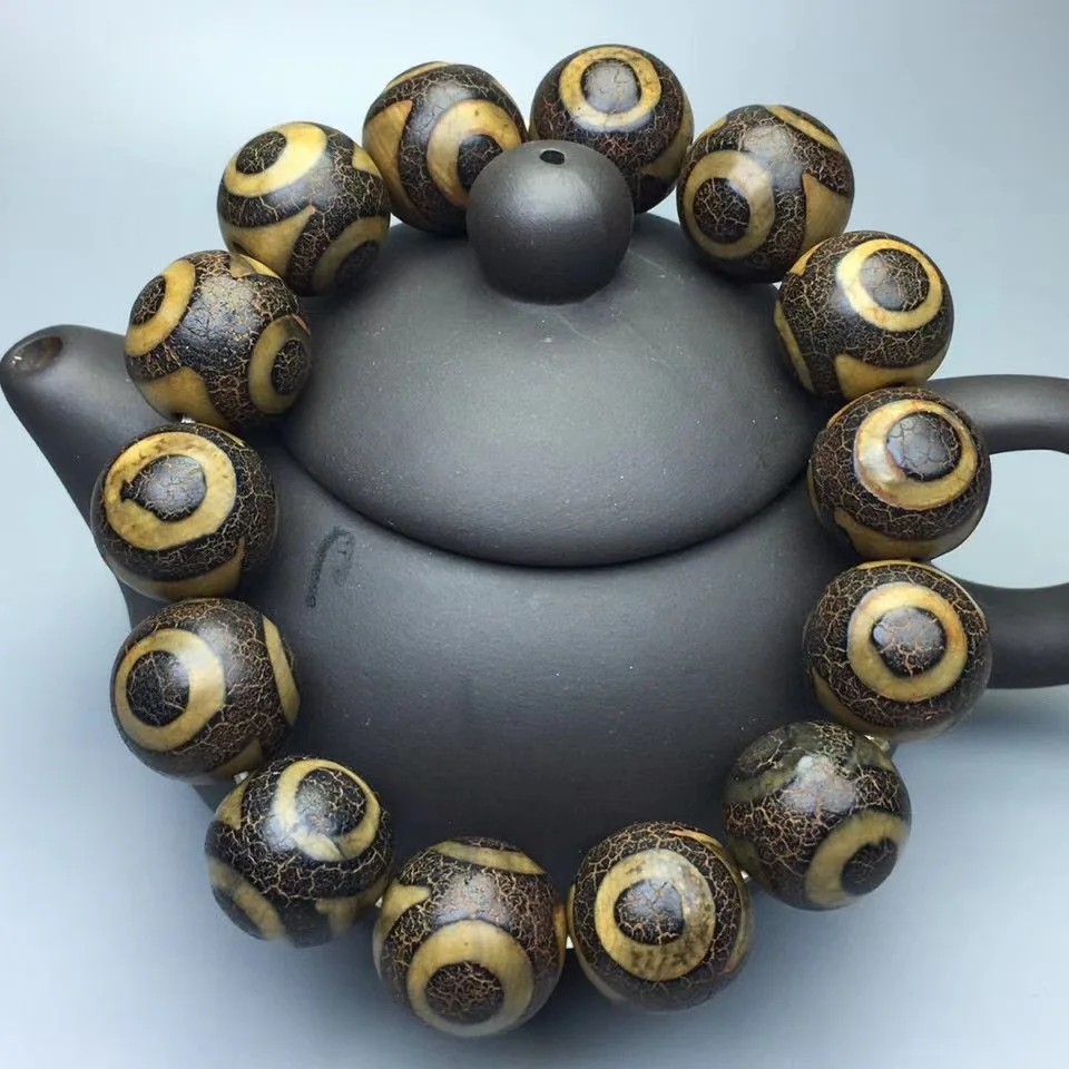 

Natural Tibetan Agate Three Eye Dragon Bead Bracelet for Men and Women
