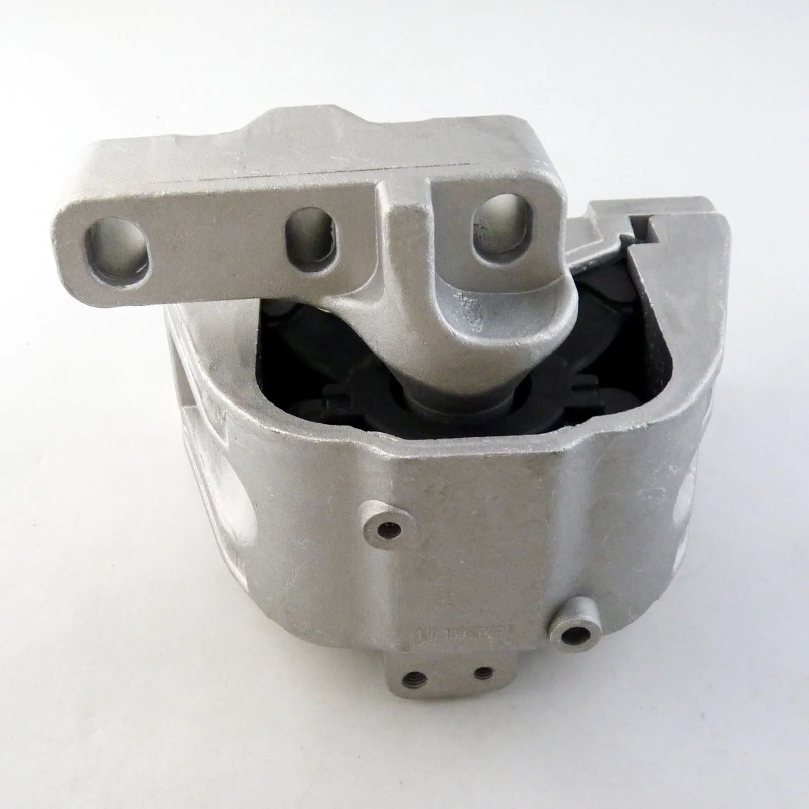 WOLFIGO Engine Mount Front Right Passenger Side 1J0199262BF EM-9092 21653036 for VW Beetle Golf Jetta GTI Audi TT