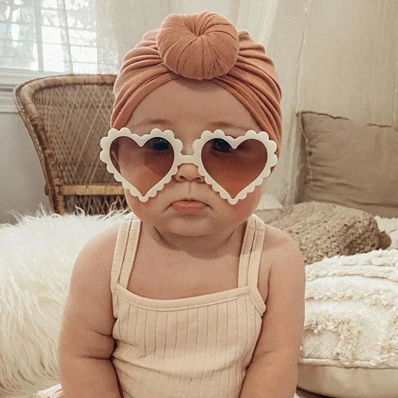 Heart Love Shaped Sunglasses for Children Boys Girls UV400 Eye Protection Sunglassese Summer Outdoor Beach Cute Eyewear for Kid