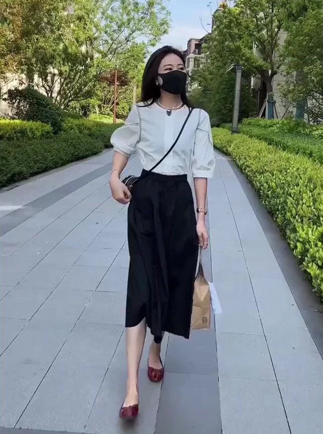

2023 Autumn/Winter Fashion New Women's Clothing Smock Top Umbrella Skirt Suit 0905