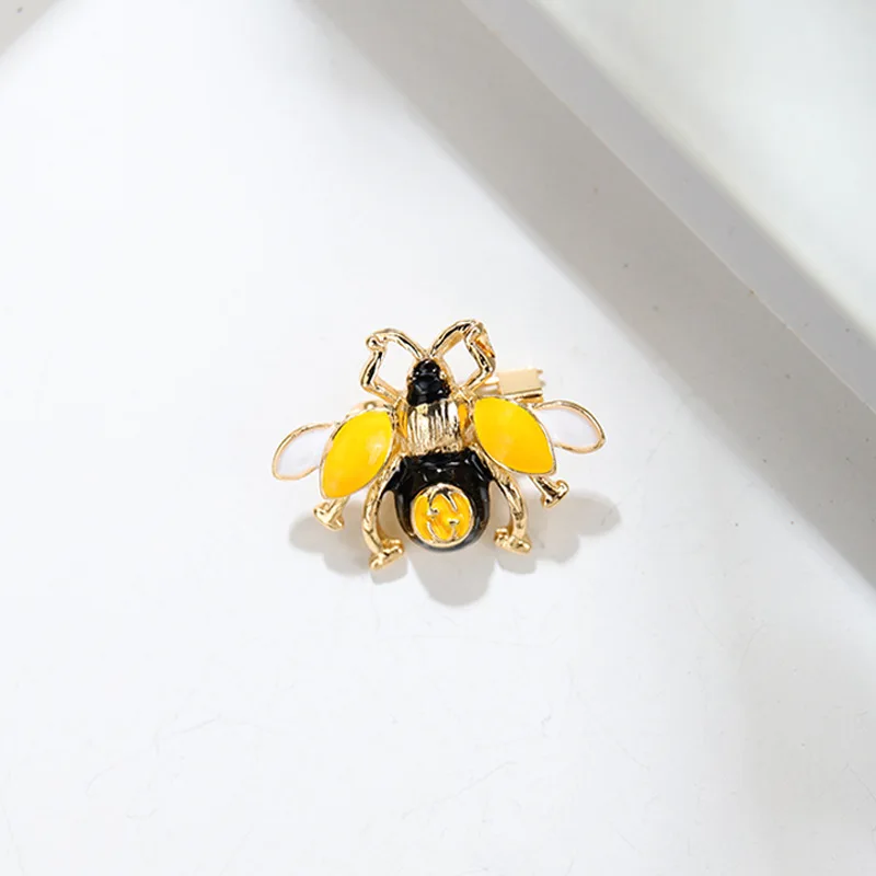 Crystal Honey Bee Brooch Pin - Vintage Style Alloy & Zircon Lapel Pin For Women, Clothing Accessory & Gift - View #4