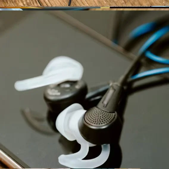 QC20 Noise Cancelling Earbuds for Bose-Hybrid ANC 20H Playtime, Hi-Res Audio & IPX4 Sweatproof for iOS/Android