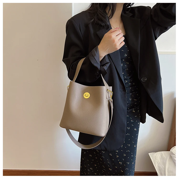 NEW BAG WOMENS CROSSBODY