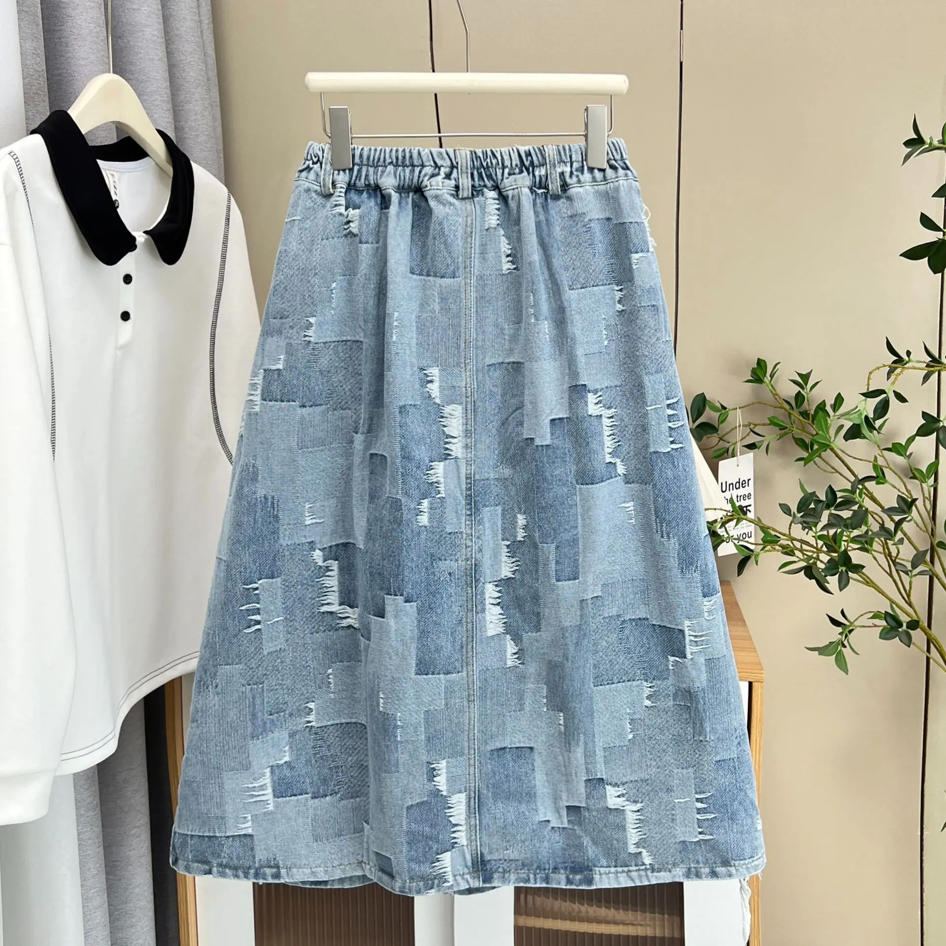 Fashion Plus Size Women's Denim Skirt New Autumn Korean-style Stylish Ripped Mid Length A-Line Skirt 8006