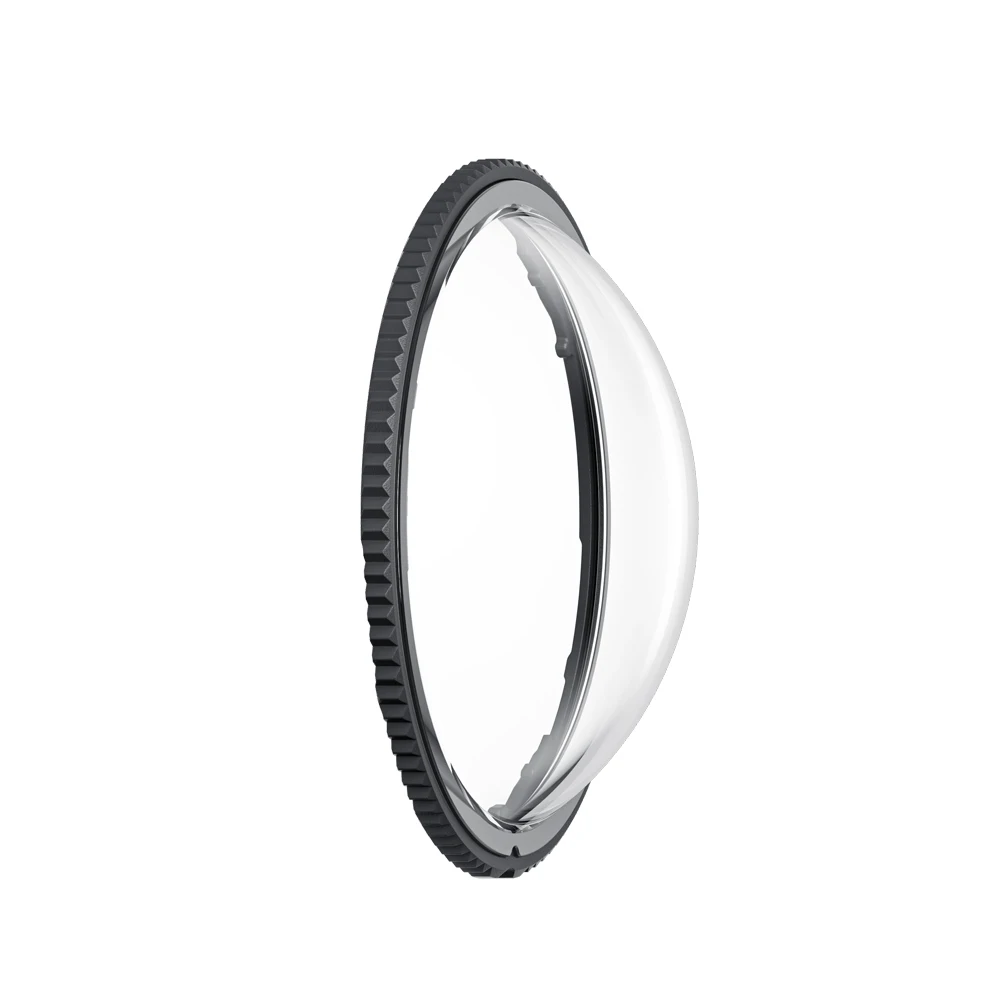 Installation du filtre objectif en verre optique sur l'Insta360 X4, offrant une protection transparente.