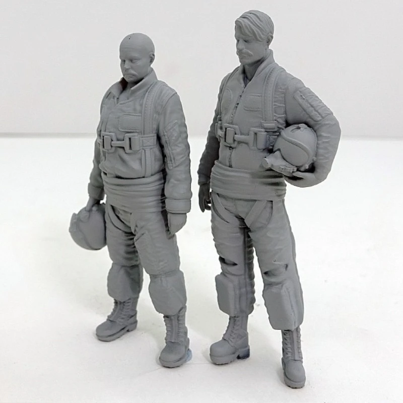 1/48 스케일 다이캐스트 레진 모델 키트 이란 조종사 세트 2개 피규어는 스스로 조립 및 색칠해야 합니다. 비행기 본체는 포함되어 있지 않습니다.