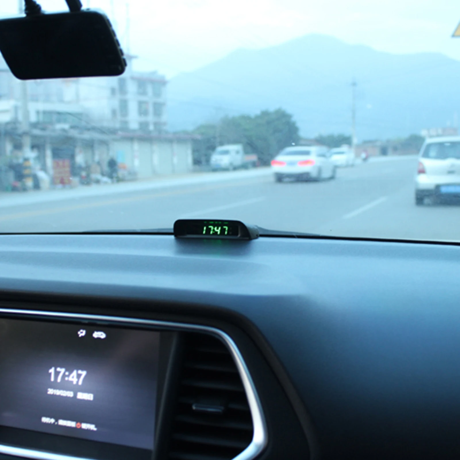 

Car Digital Watch Clock Solar Powered Ornament Universal 24/7 Working Car Decoration Electronic Accessories car Adhesive Clock