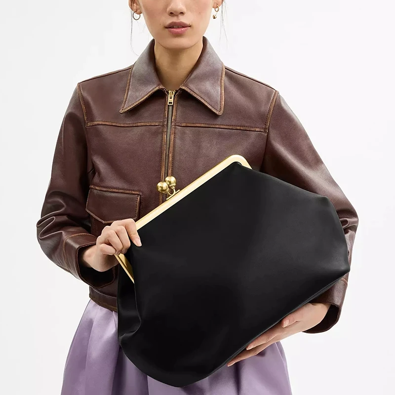 Classic Versatile Large Capacity Clip Bag - Interior