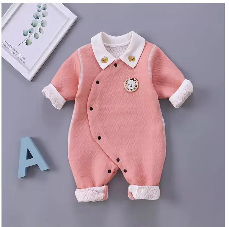 Newborn baby jumpsuit, baby boy and cotton covered foot jumpsuit.