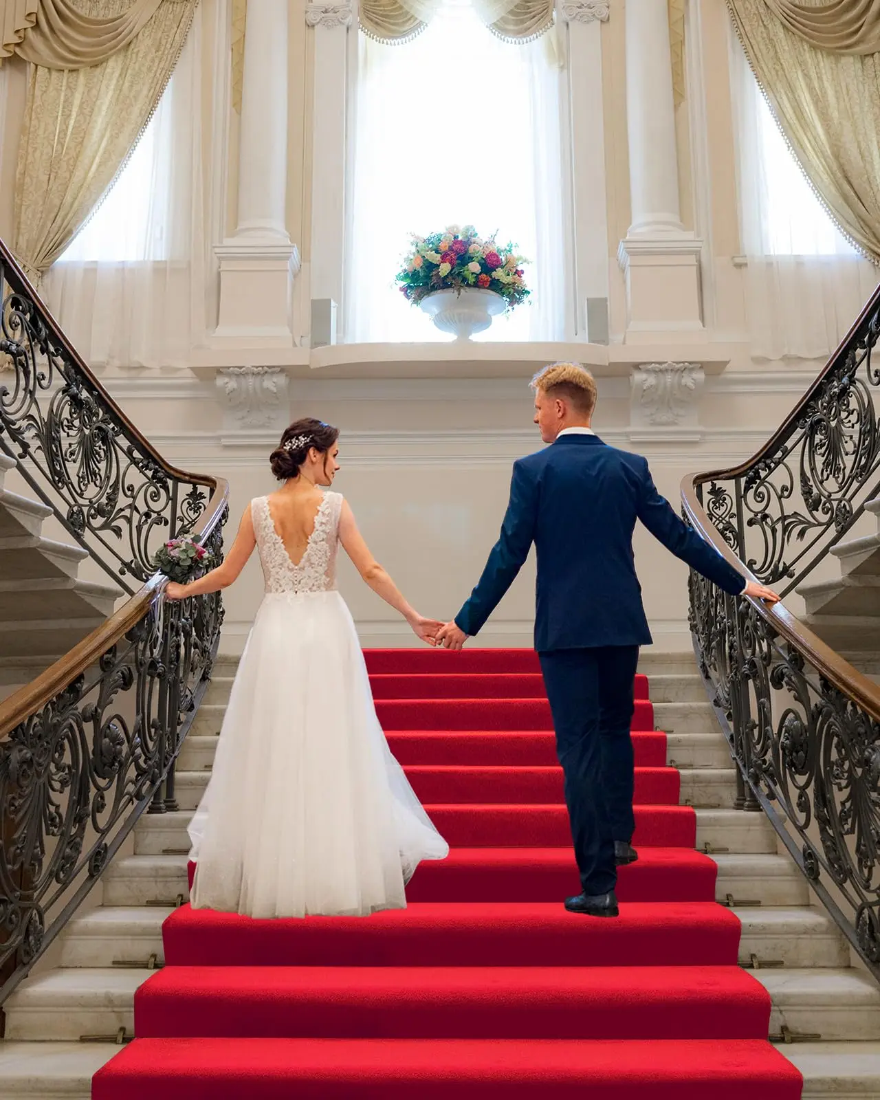Red Carpet Runway Party Ceremony Corridor Red Carpet Runway Wedding Ball Accessories Movie Theme Party Decoration