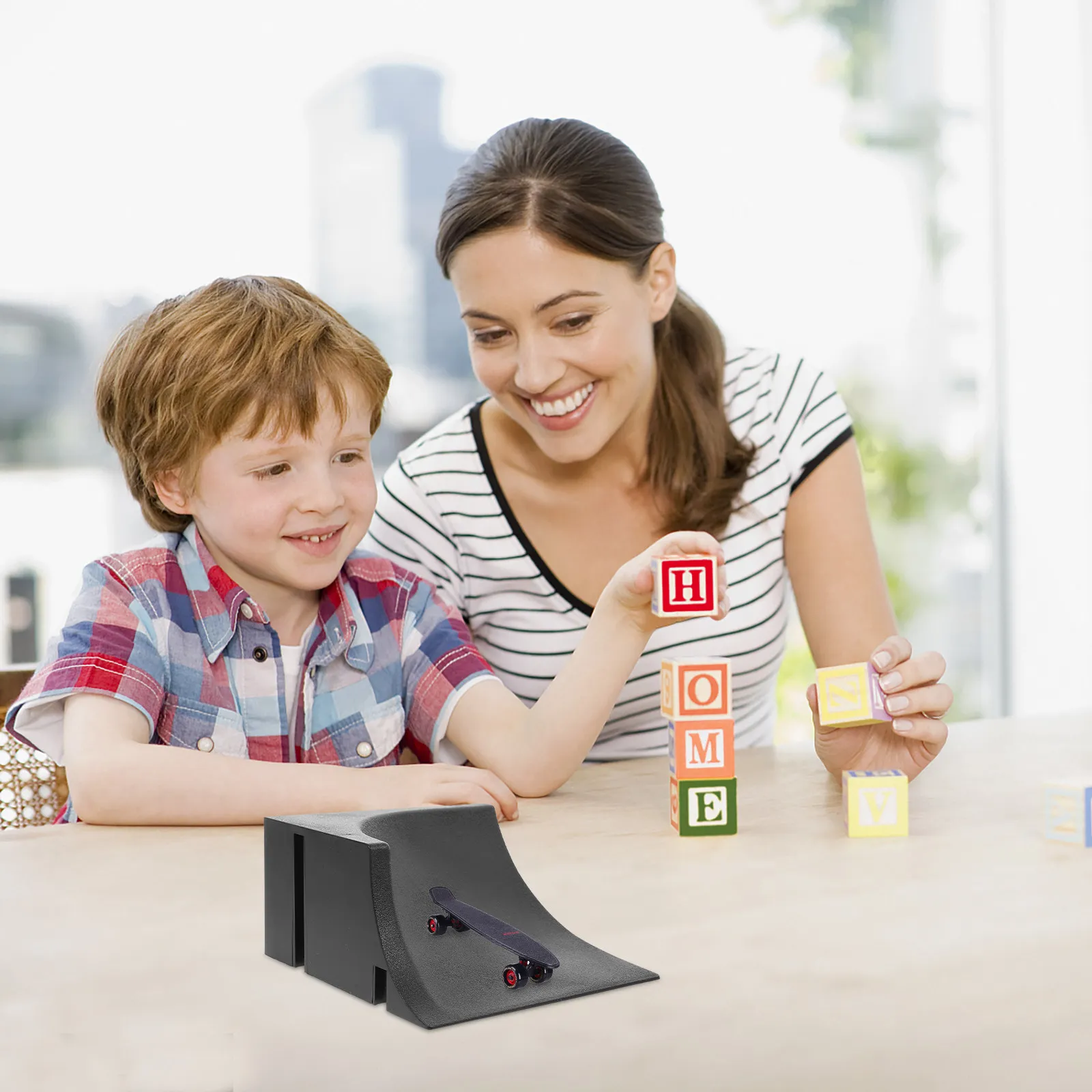 프리미엄 핑거보드 플라스틱 스케이트보드 램프 장애물 세트 (어린이 핑거 스포츠 훈련, 유연성 향상)