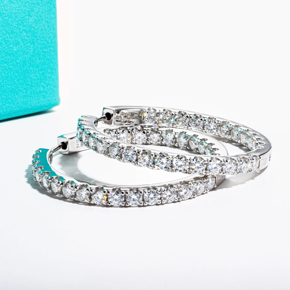 AnuJewel 3mm 5.6cttw D Color Moissanite Big Hoop Earrings 925 Sterling Silver Luxury Huggie Earring For Women Jewelry Wholesale 4