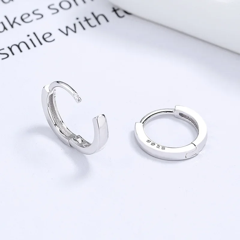 Yumilok Orecchini da donna a cerchio, in argento Sterling 925, con zirconi, a forma di onda, da donna, Argento