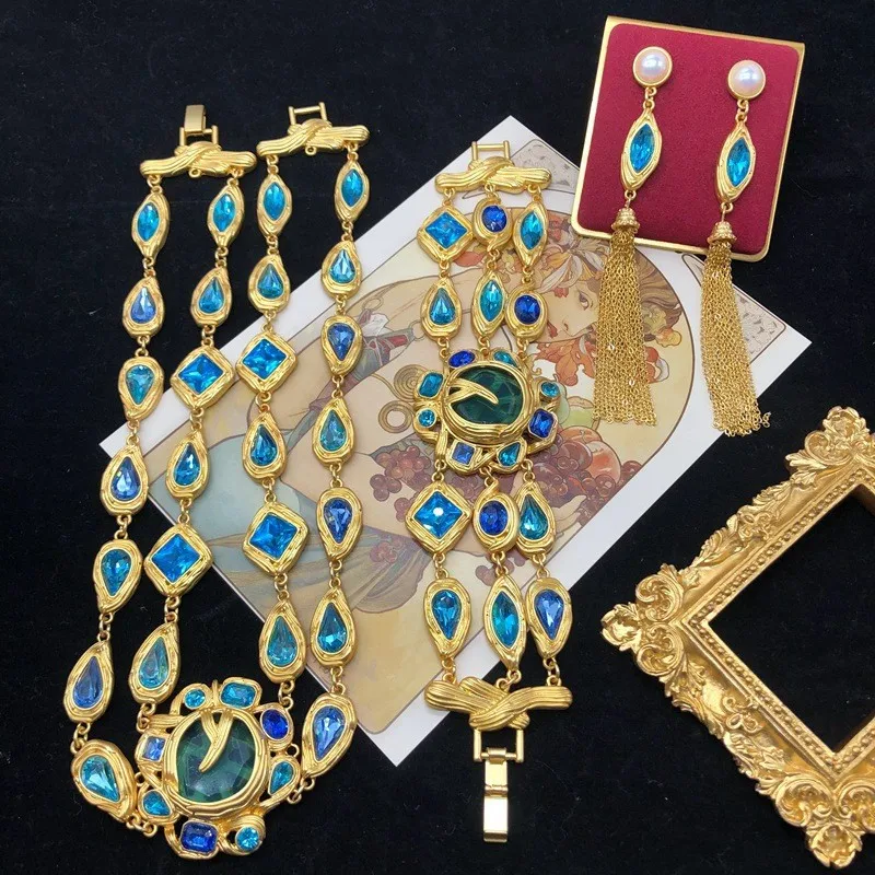 

Moroccan Arab Jewelry Set for Women Mysterious Blue Cut Gemstone Diamond Carving Gold-plated Necklace Bracelet Tassel Earrings
