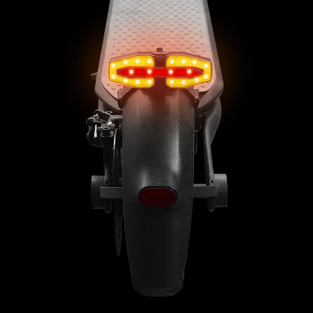 Tail Light Turn Signal Light Universal for Xiaomi M365 Pro Pro2 Mi3 Mi4 for Kugoo M4 S1 S2 Electric Scooter Brake