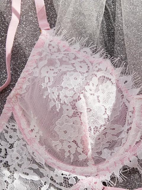 Lace Pleated Lingerie Four Piece Set 17