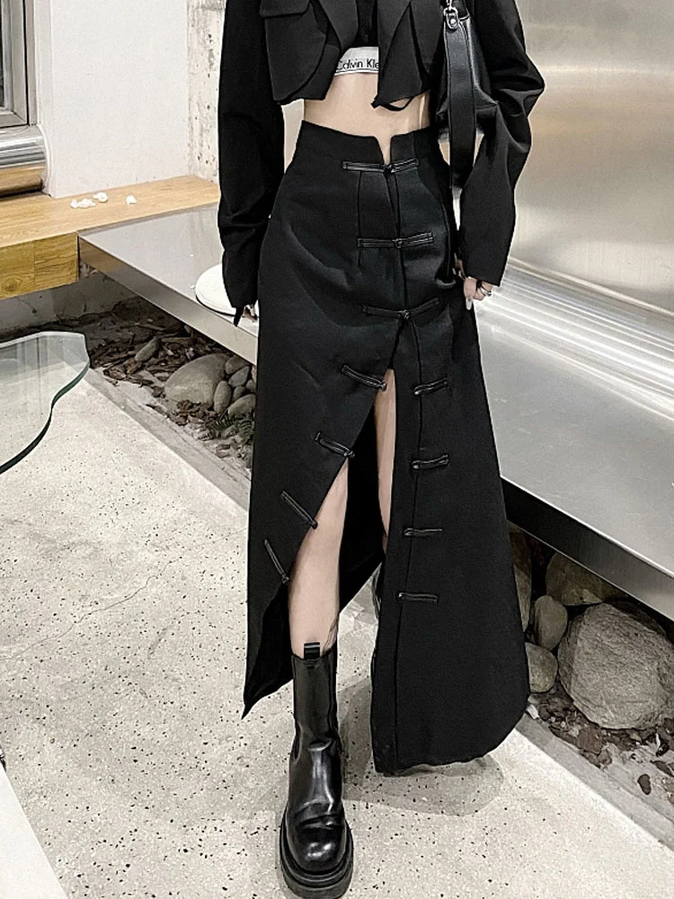 

High Waist Personality Cheongsam Buckle Design Vintage Slit A-Line Black Skirt Streetwear Harajuku Diablo Style Mid-Calf Skirt