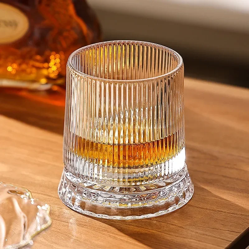 European Crystal-Cut Rotating Decanter & Whiskey Glass Set, Luxury Barware with Creative Design, Elegant Home Gift