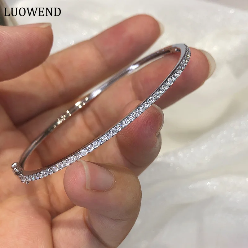 LUOWEND 100% 18K White Gold Bangle Real Natural Diamond Bangle for Women Wedding Jewelry Luxury Elegant Design High Jewelry luowend 100% 18k white or yellow gold bracelet luxury natural diamond bracelet chain detachable fine for women jewelry gifts