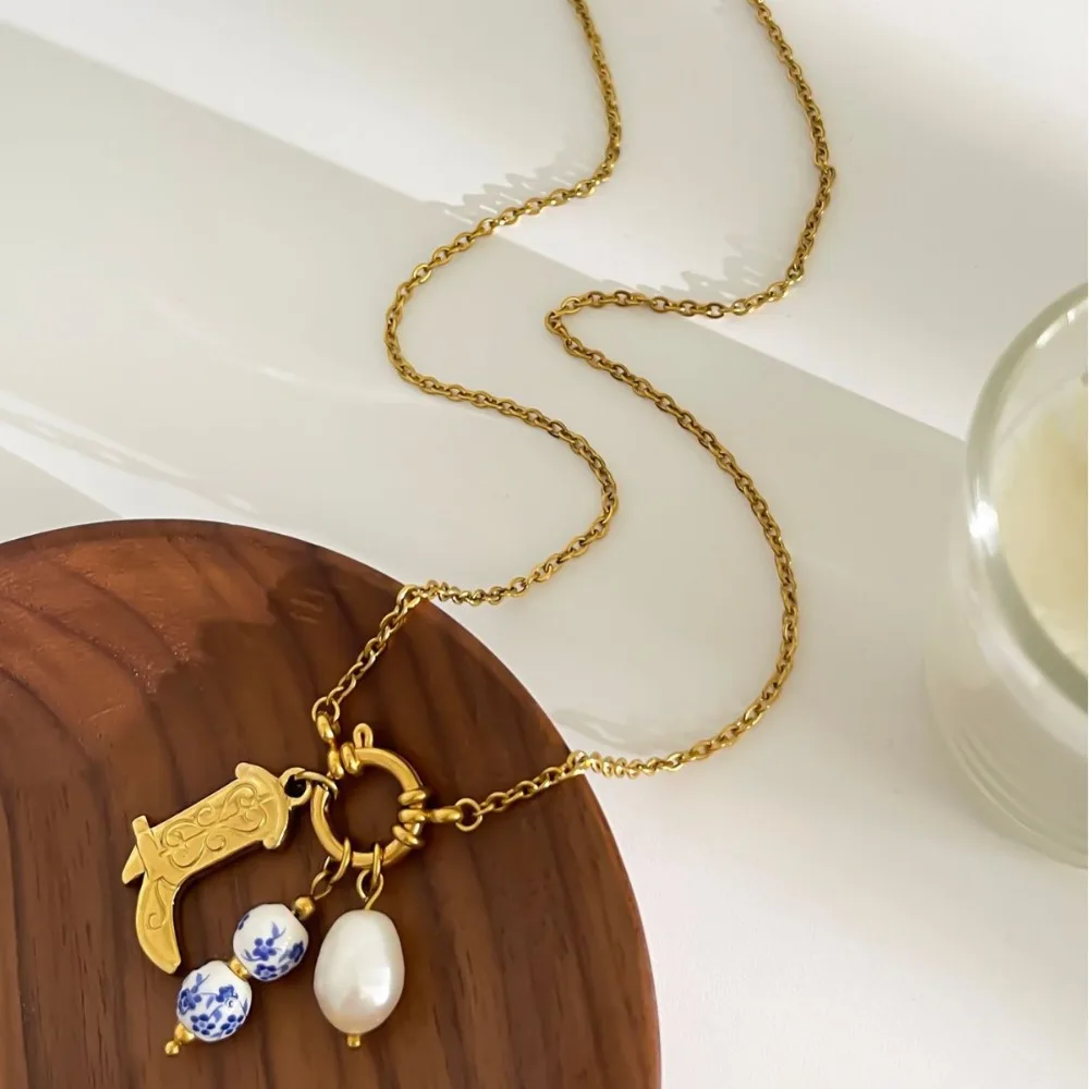 Blue and White Porcelain Round Bead Pendant Riding Boots Necklace Stainless Steel PVD Gold Color Cowboy Boot Pearl Choker Bijoux
