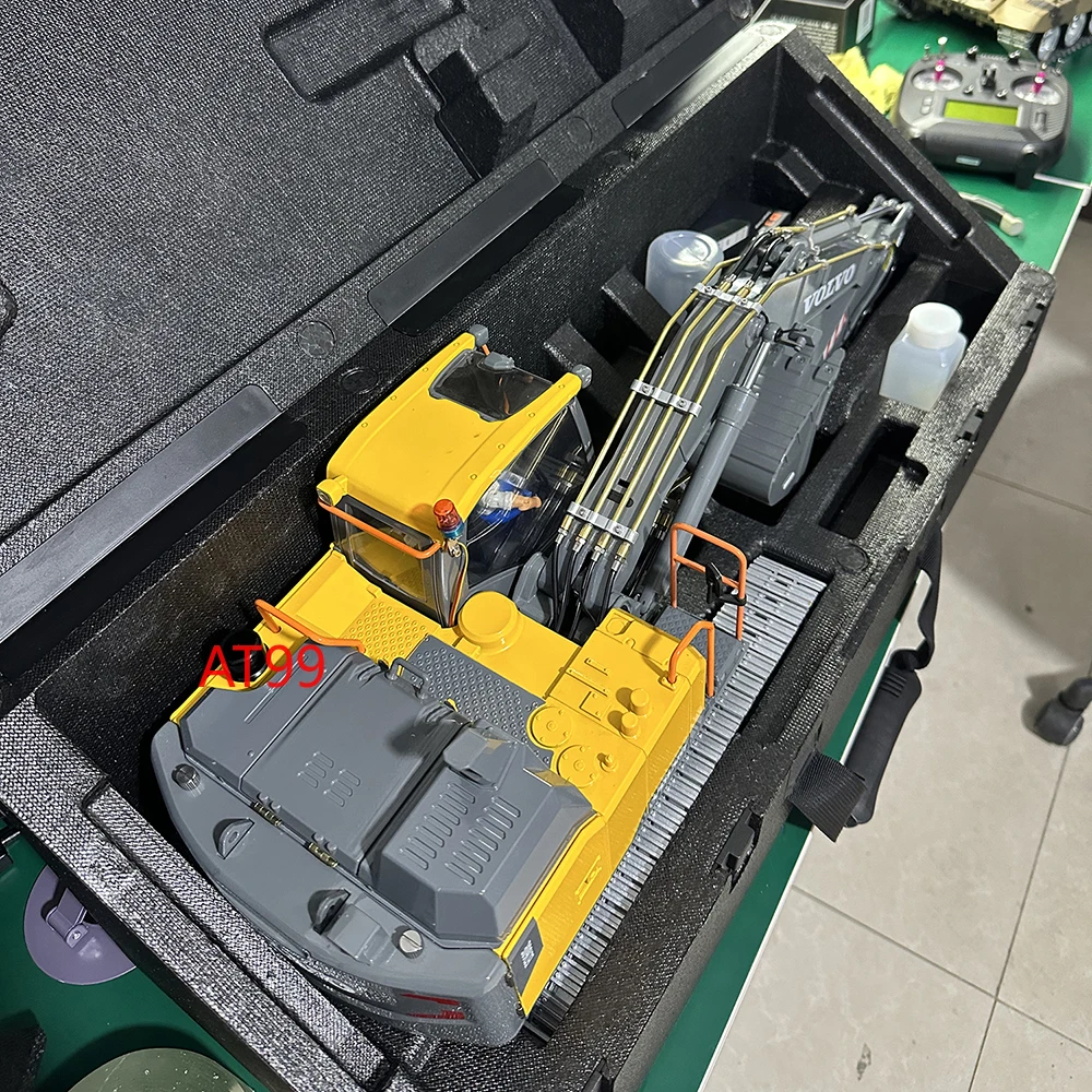 Double E E010 RC Hydraulic Excavator 1/14 EC160 Electric Upgrade Hydraulic Excavator Metal Model Remote Control Car Toys for Boy 5