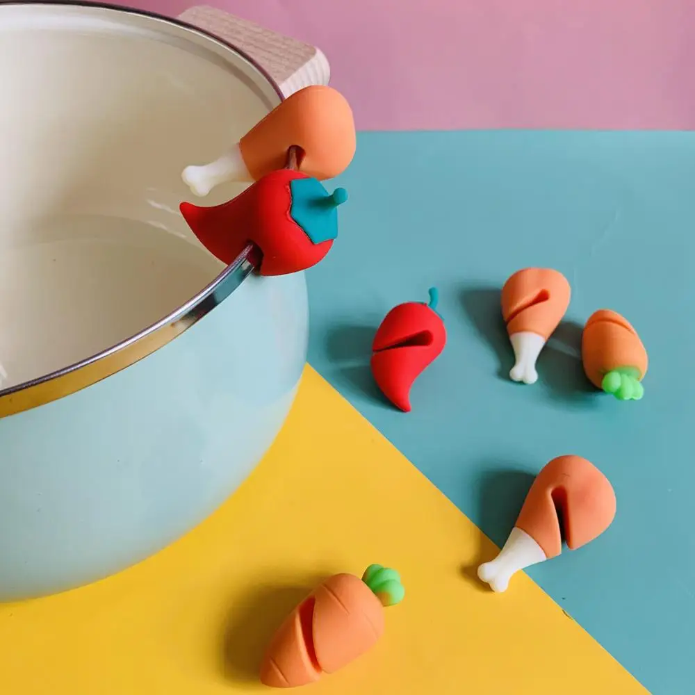 1/3PCS Spill-proof Carrot Shape Pot Lid Rack Overflow Stoppers Pot Cover Lifter Kitchen Tools