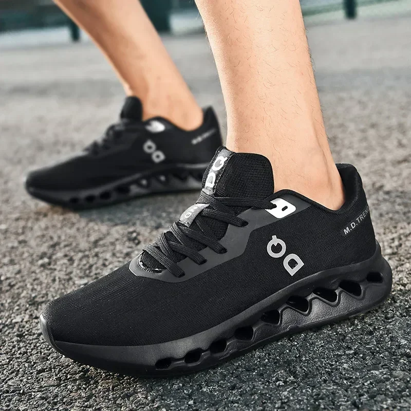 2024 New Outdoor Fashion Versatile Trendy Sports Port Style Leisure Running Shoes Trendy Sports Shoes39-45 4