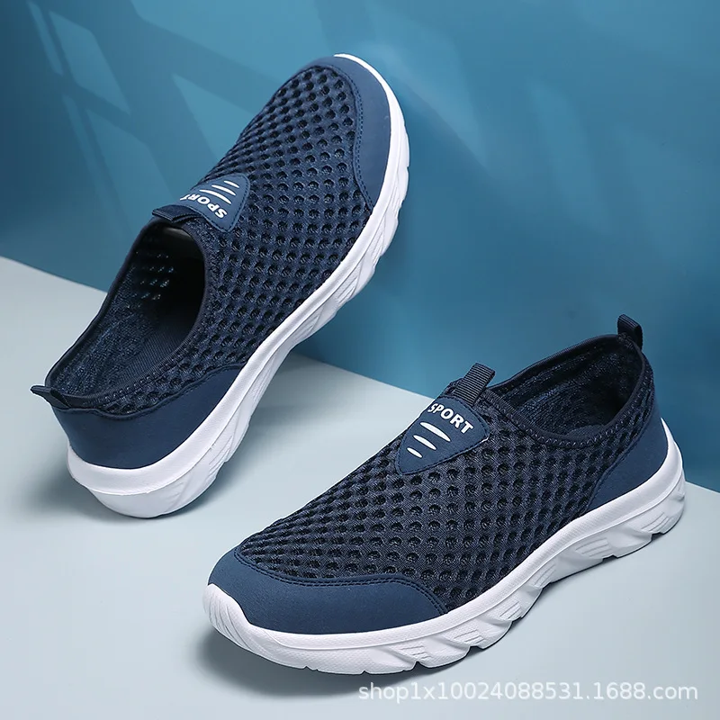 2024 Lightweight Men Casual Shoes Breathable Slip on Male Casual Sneakers Anti-slip Men's Flats Outdoor Walking Shoes Size 39-46