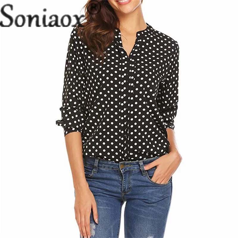 Рисунок 6 - Женская блузка в горошек