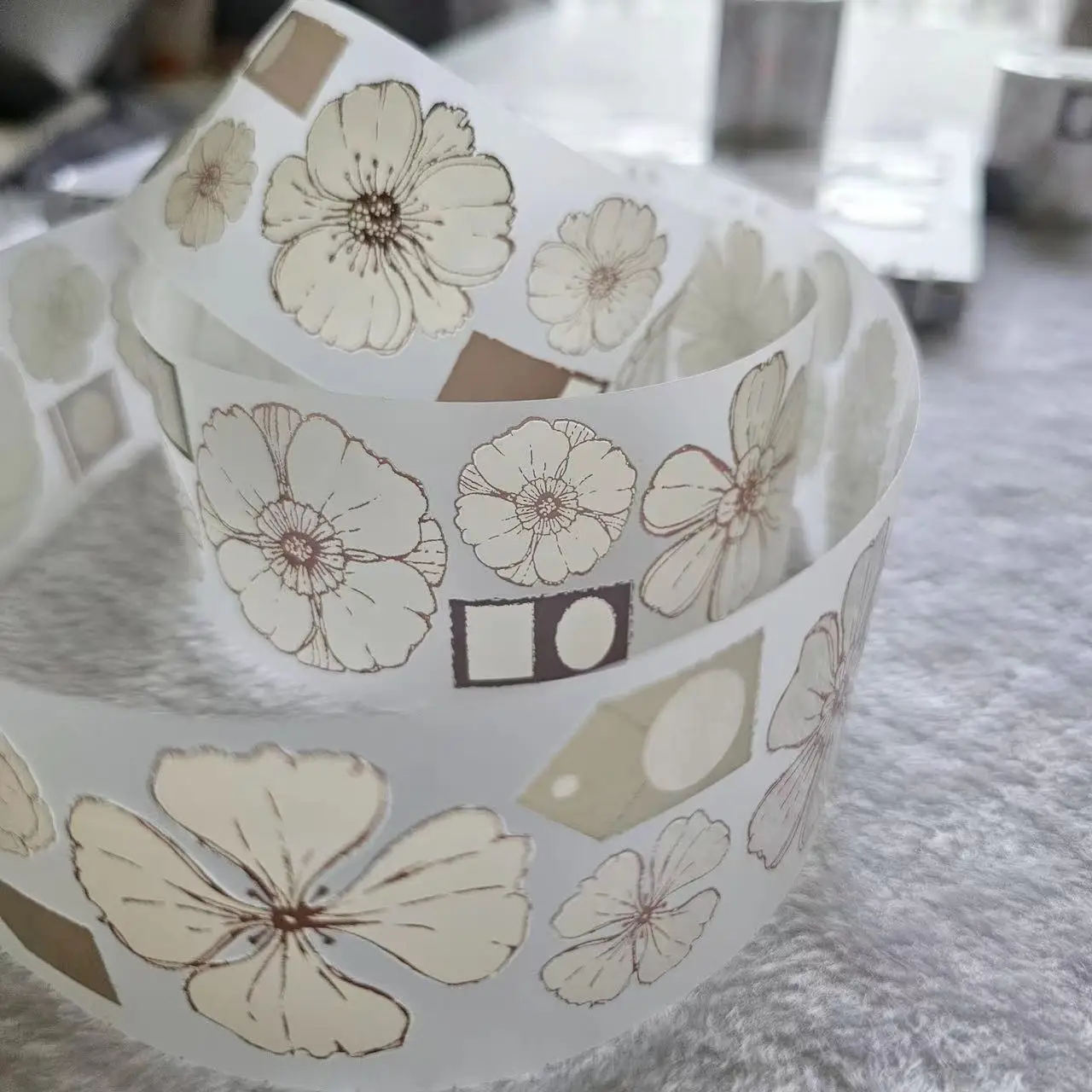 1 Loop Fairy Maru Vintage Flower Roll 19 The World In Bubbles Washi PET Tape für Kartenherstellung, Planer, DIY, dekorativer Aufkleber – Detail 1