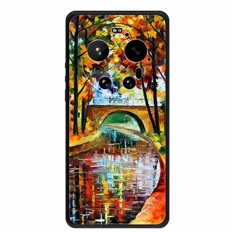 Luxury Soft Silicone Protective Cover with Sci-Fi Style