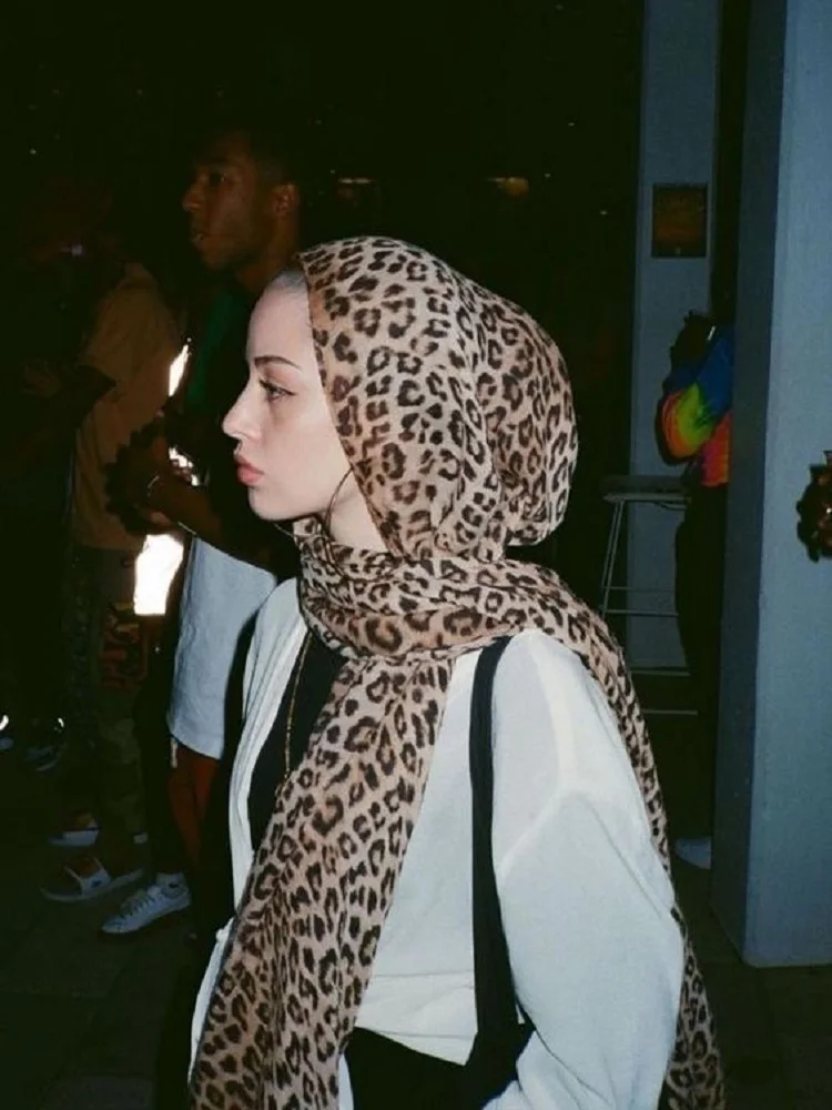 New Leopard  Printed Hijab Breathable Light Weight Soft Cotton Rayon Viscose Woven Modal Muslim Women Shawl Hijab Scarf 2