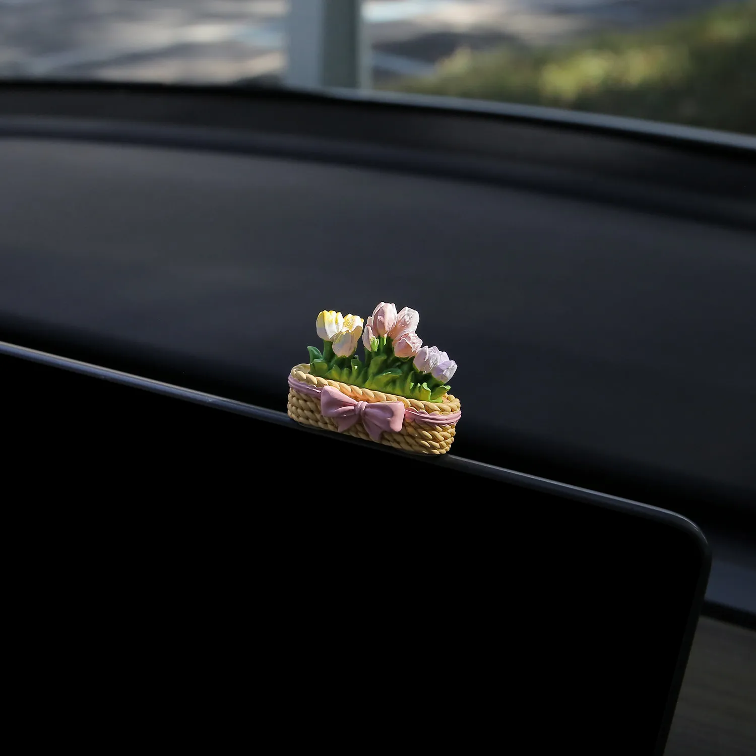 Tulip Succulent Car Dashboard Ornament - Cute Mini Plant