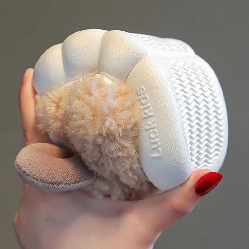 Lovely Fluffy Lamb Cotton Slippers for Children Winter Indoor Warm Non Slip Plush Slippers Girls and Boys Soft Sole Home Slides