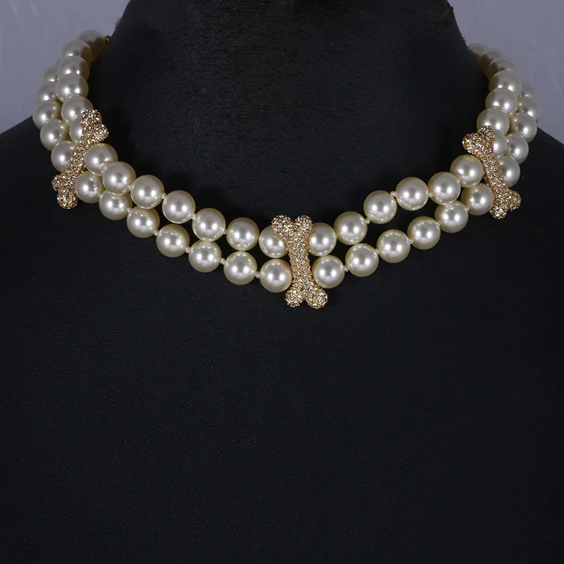 

Stylish classic temperament crystal inlaid pearl clavicle chain