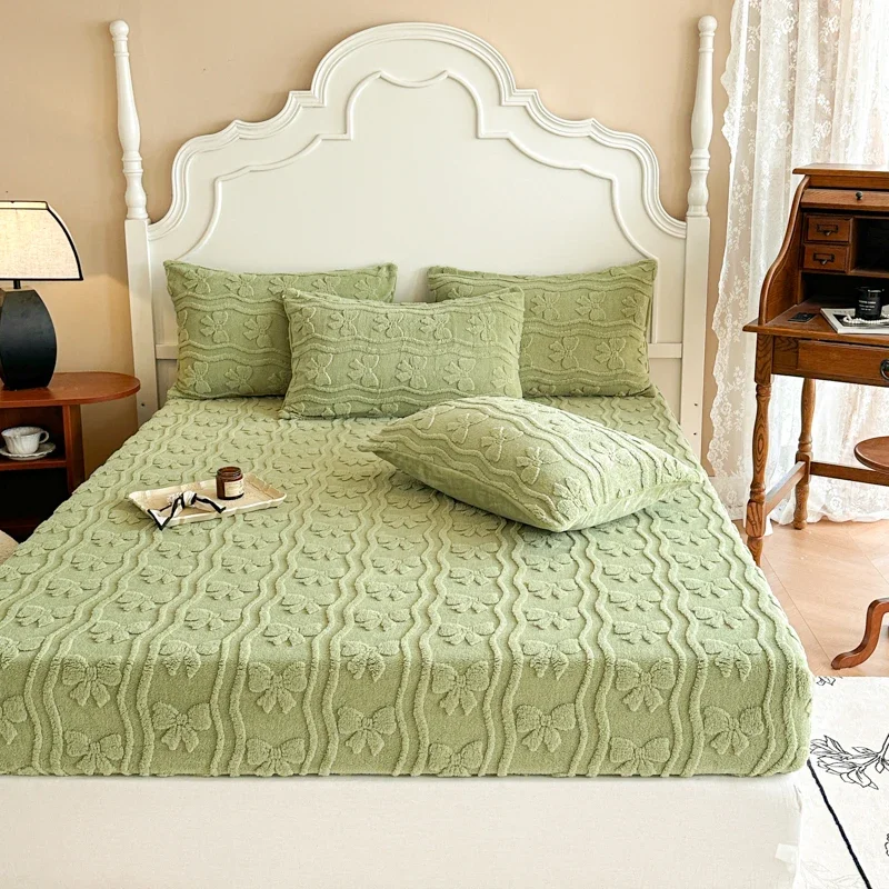 New Soft Cotton Velvet Taffees Only Product Bed Autumn/winter with Wool Thickened Warm Bedspread with Elastic Mattress Cover 2