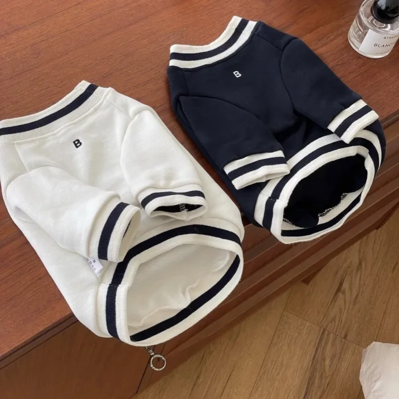 Pet embroidery and velvet autumn and winter round neck hoodie For dogs Pomeranians teddy bears Small dogs cats Pet clothes
