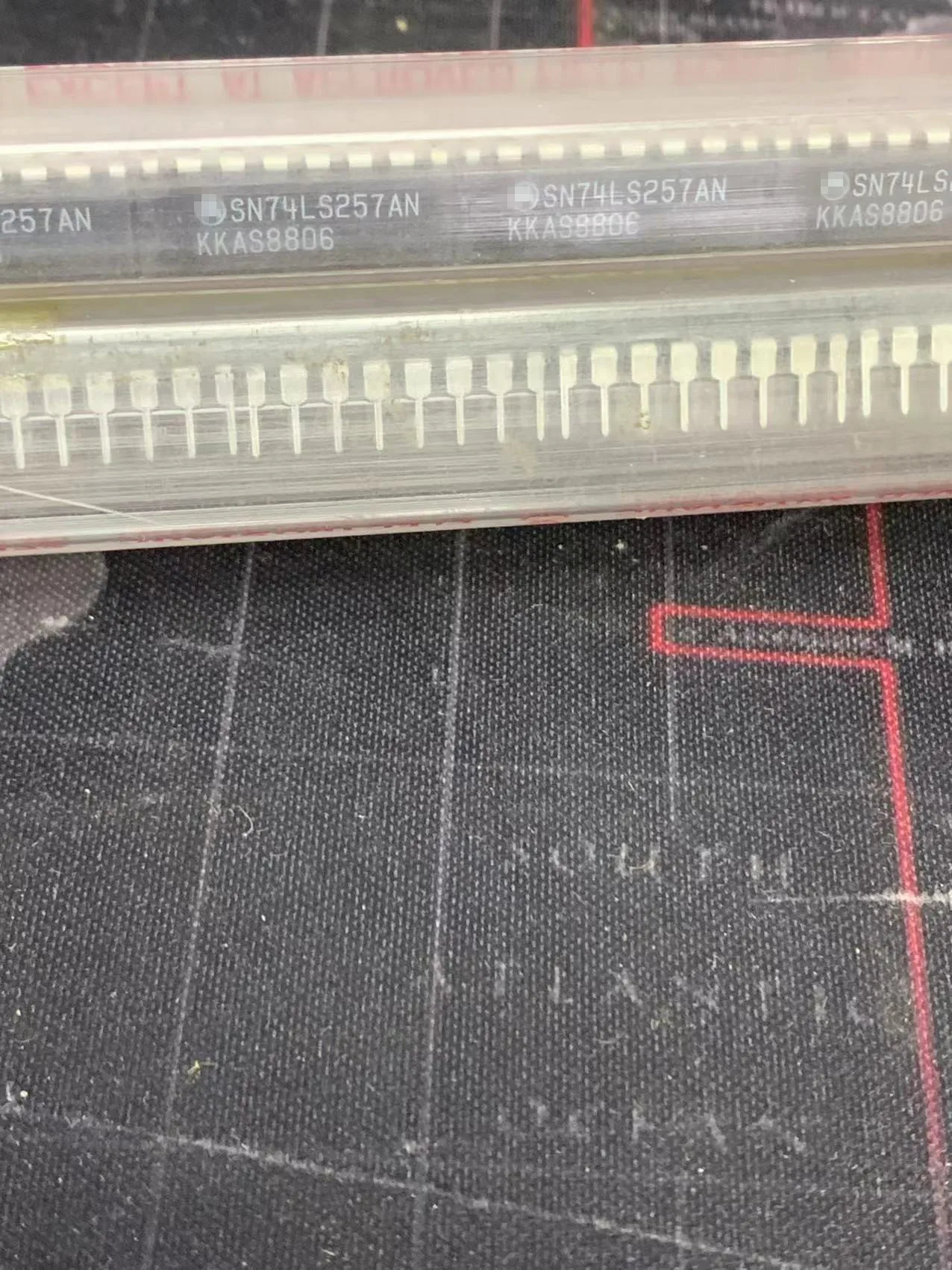 

SN74LS257AN (1pcs) BOM matching / one-stop chip purchase original