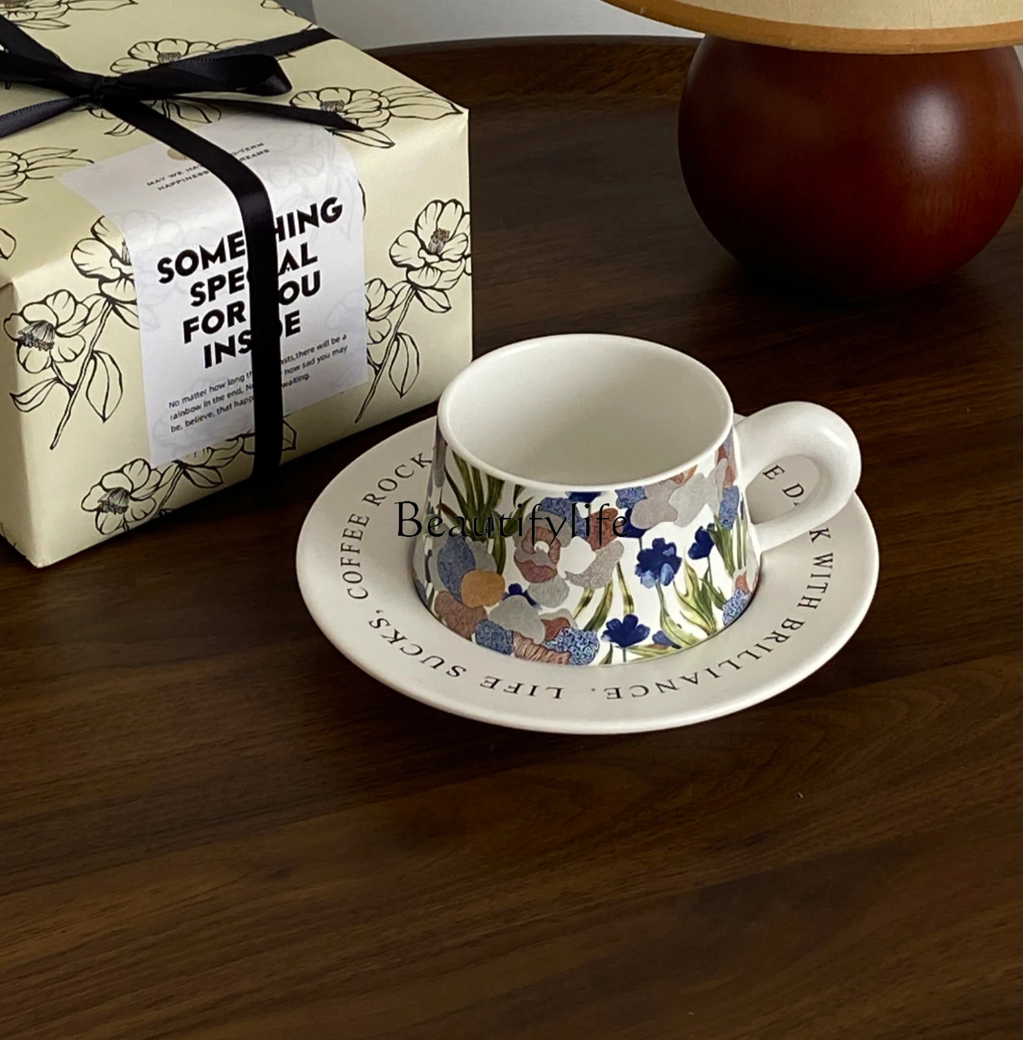 

Retro Premium Niche Coffee Cup Ceramic Cup & Saucer Set