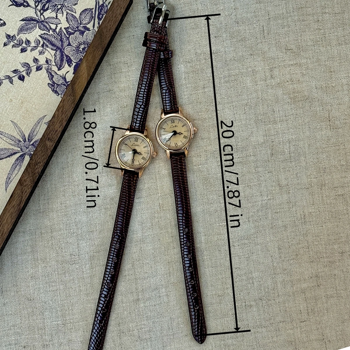 Vintage-Style Coffee Leather Strap Women's Watch with Delicate Round Dial