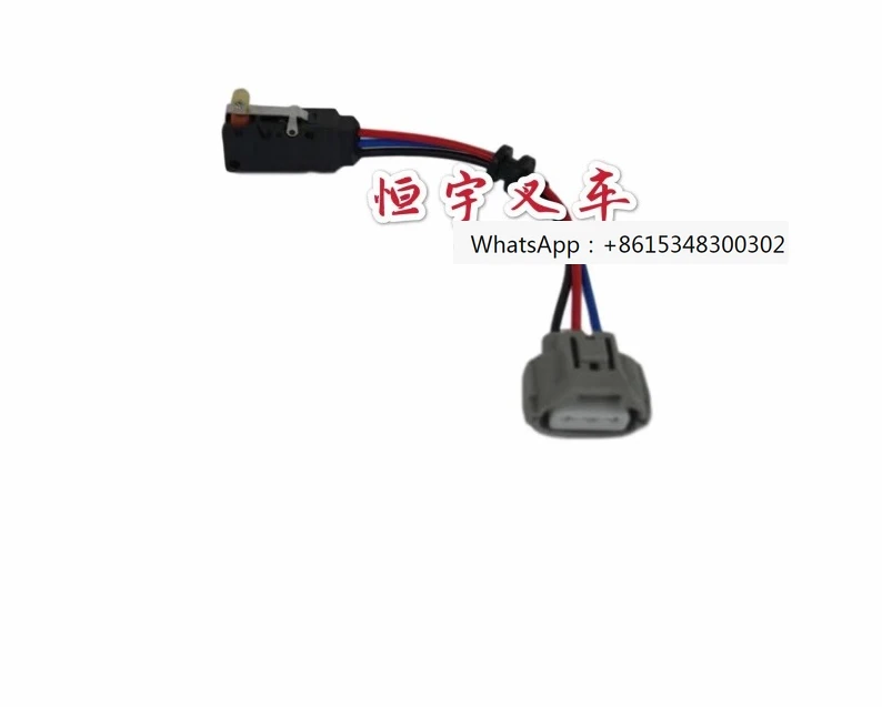 

Аксессуары для электрических вилочных погрузчиков 7FB 8FB15-30, тормозной фонарь 58830-23320-71