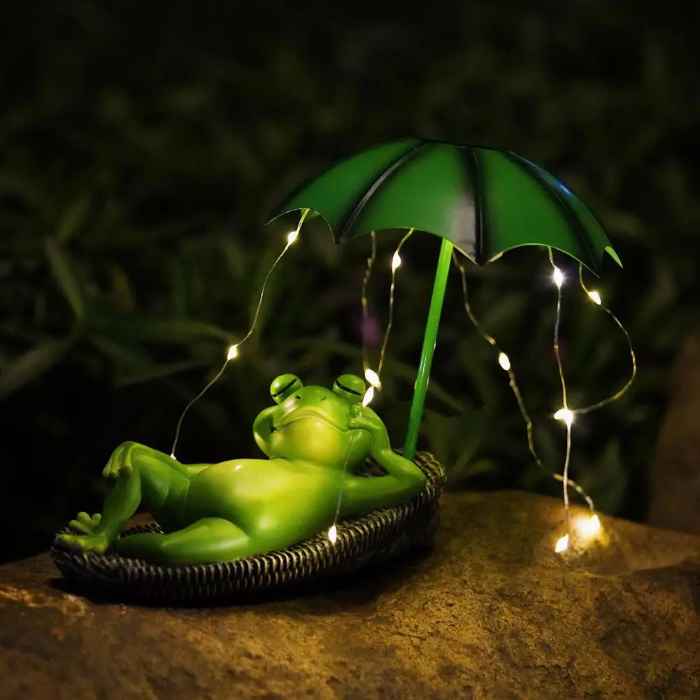 Turtle Frog Statue with Solar LED Lights Animal Figurine Courtyard Decorative Light Waterproof Frog Sculpture Light Garden Decor