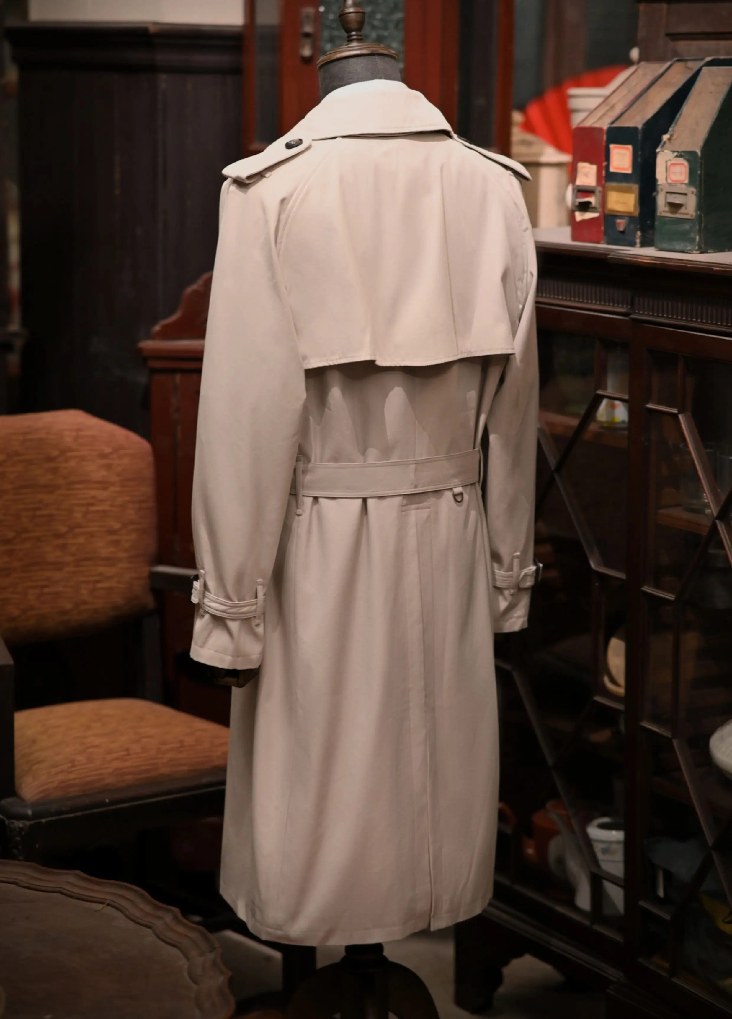 Men's Extra Long Trench Coat Double-breasted Military Style Windbreaker