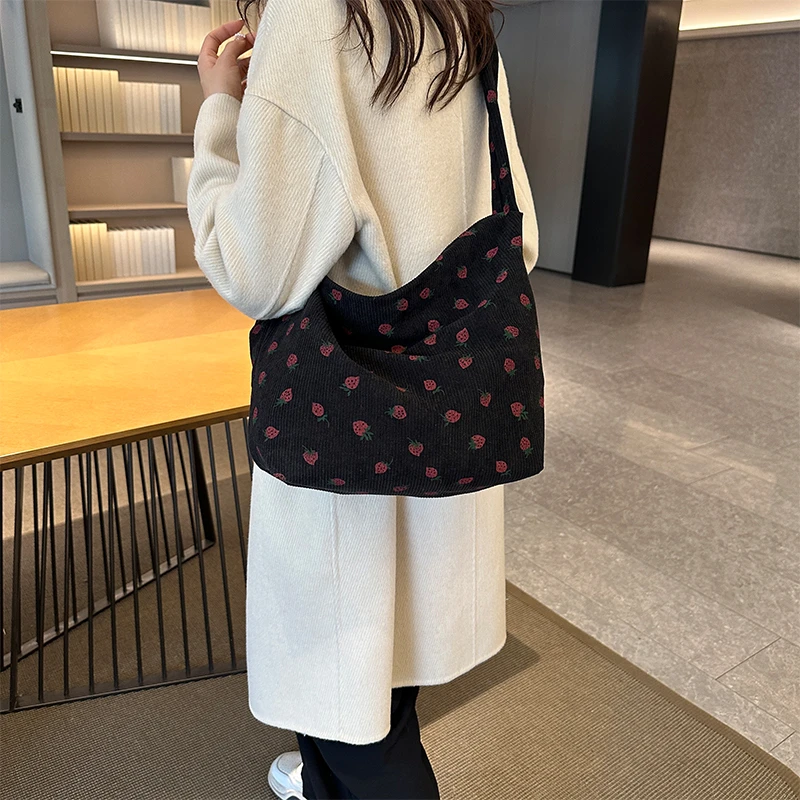 

Модная Универсальная Женская вместительная сумка для хранения с клубничным принтом, простая повседневная дорожная сумка-тоут на одно плечо
