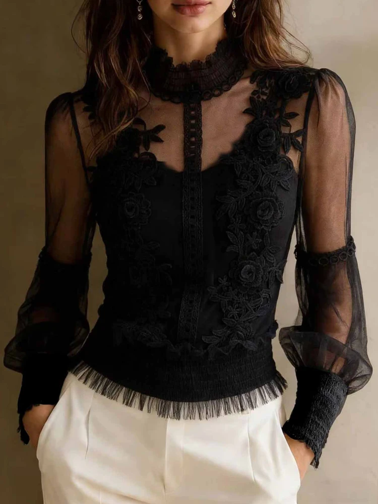 Lace Pattern Detail