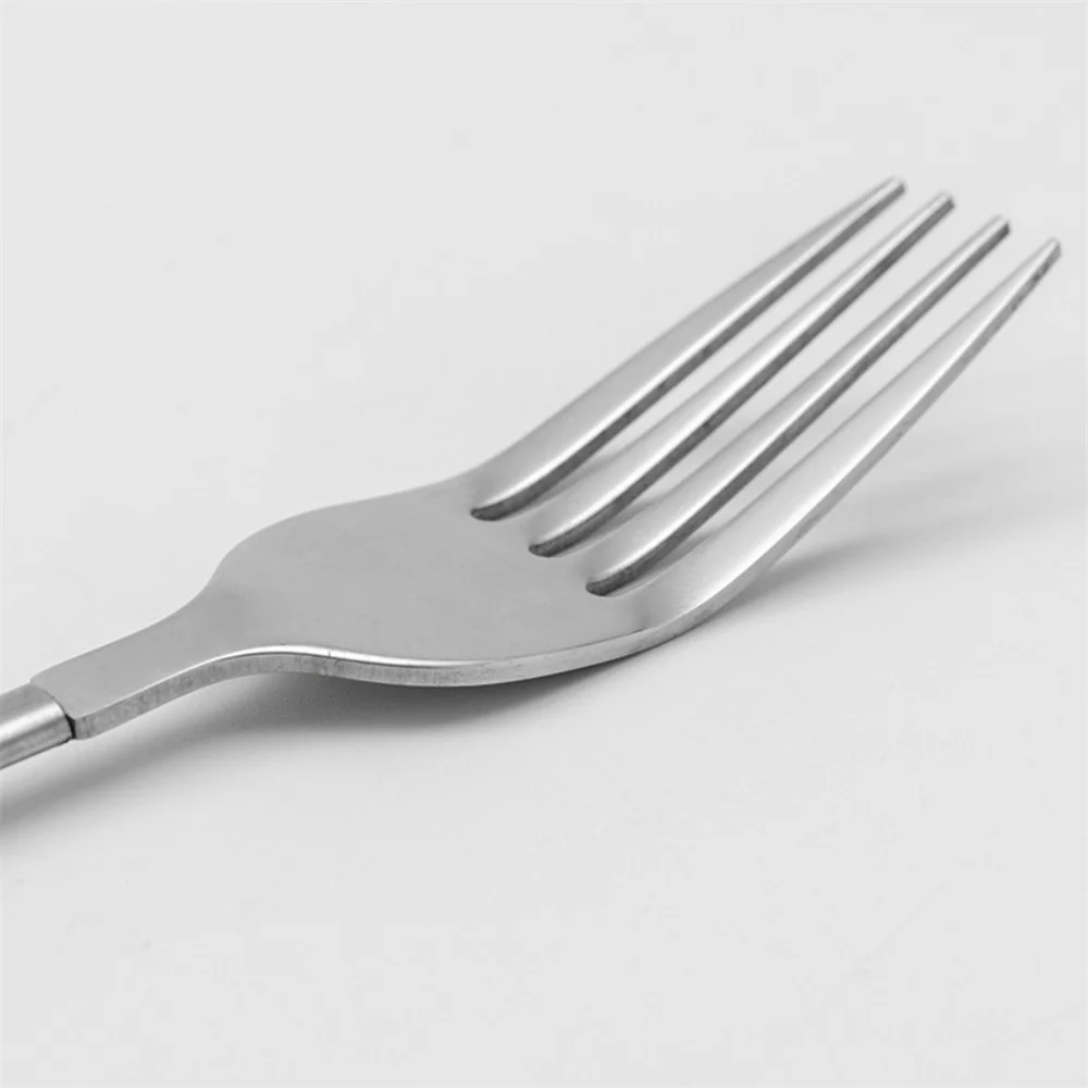 Description Picture 4 of itemFood Fork Stainless Steel Sliver Telescopic Food Fork Long Cutlery Fork Extendable Dinner Fruit Dessert Fork Kitchen Tool